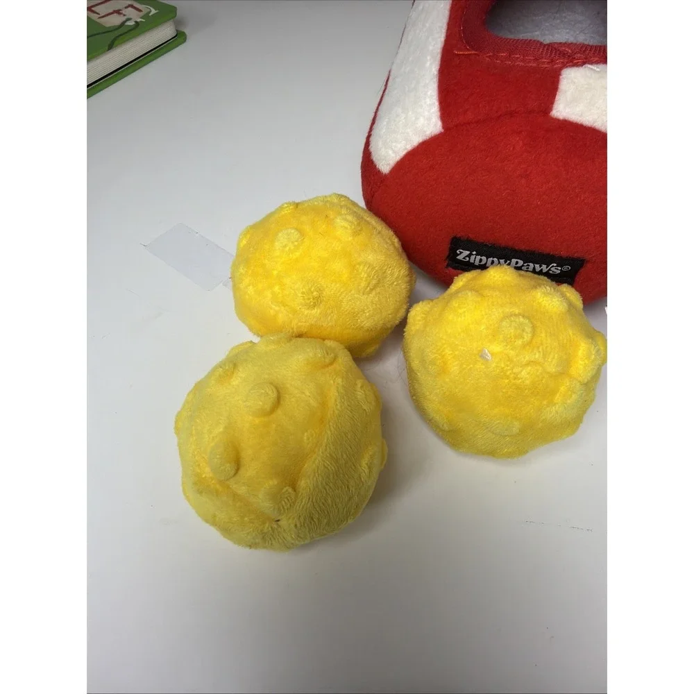 ZippyPaws Burrow Popcorn Bucket Squeaker Plush Dog Puppy Toy 3 Squeakers Storage